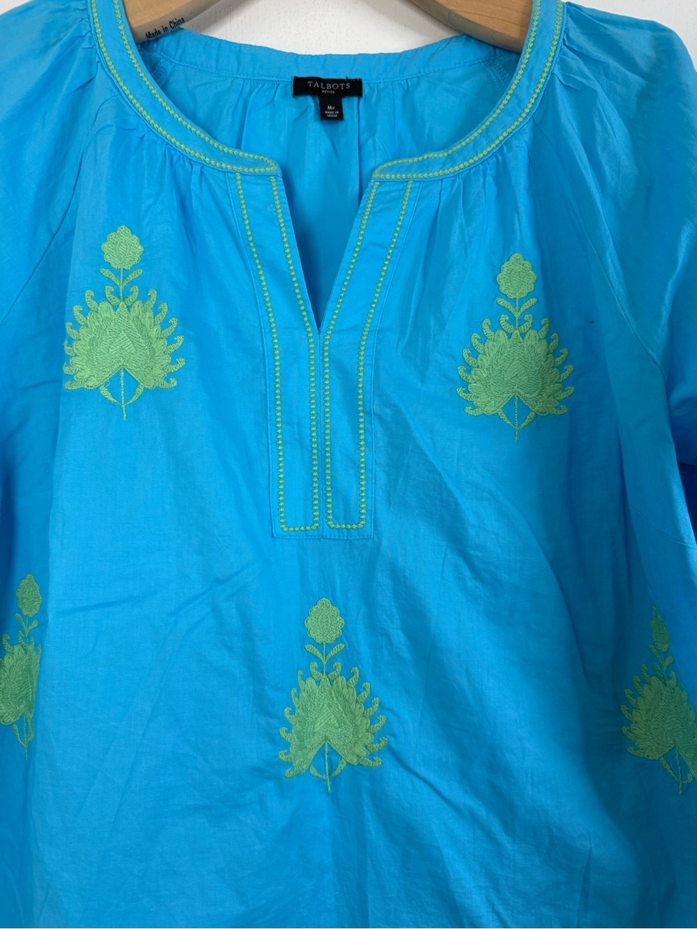 Talbots blue and vibrant light green, voile, embroidered cotton popover top MP - Picture 4 of 8